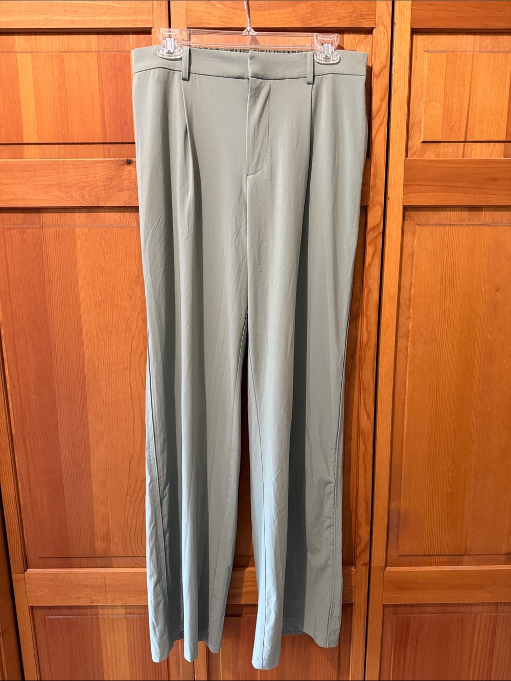 Vuori Wide Leg Pants in Light Sage Green - Picture 6 of 9